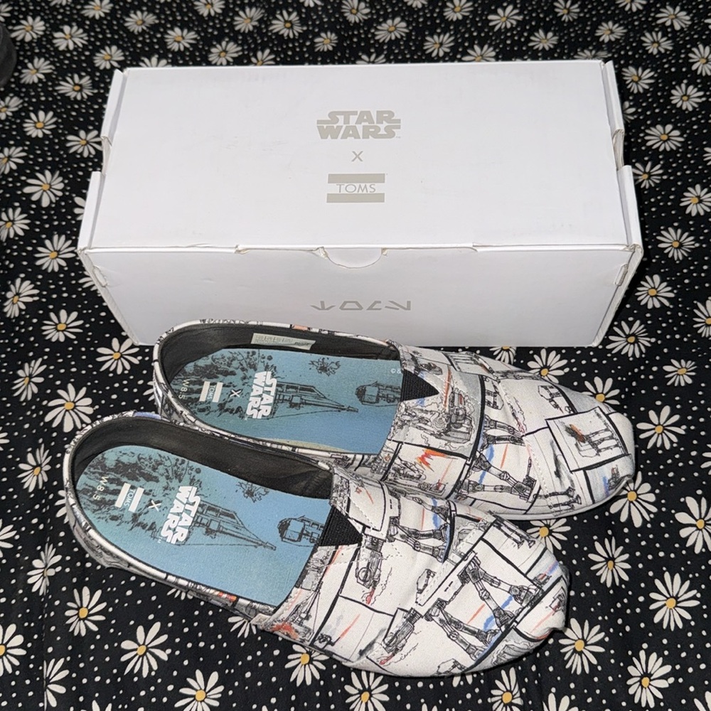Star Wars x Toms Classic White At-At On Canvas Print Slip-on Shoes
